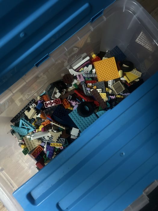 Klocki lego 8.9 kg z pudelkiem mieszane minecraft ludziki opony
