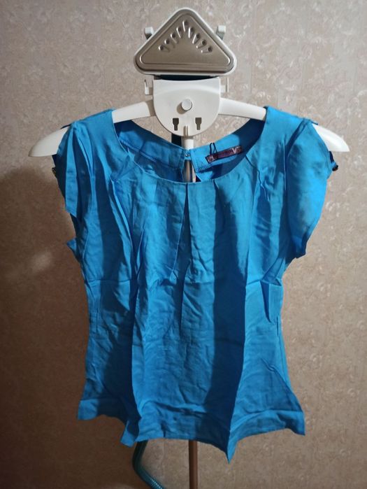 Женская блузка на лето