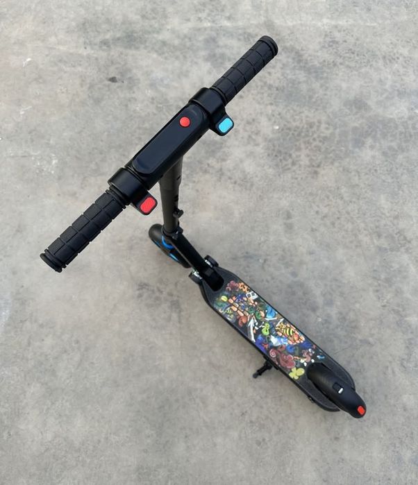 Дитячий електросамокат GIANT Kids E10 PRO
