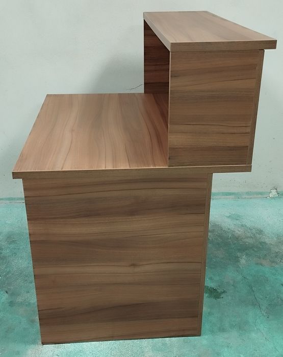 Nowa lada recepcyjna / sklepowa z nadstawką i kontenerkiem – solidna!