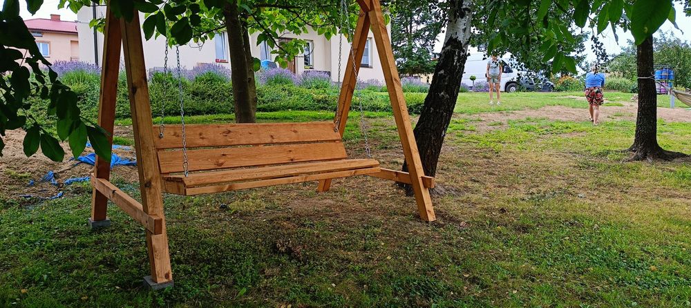 Huśtawki ogrodowe