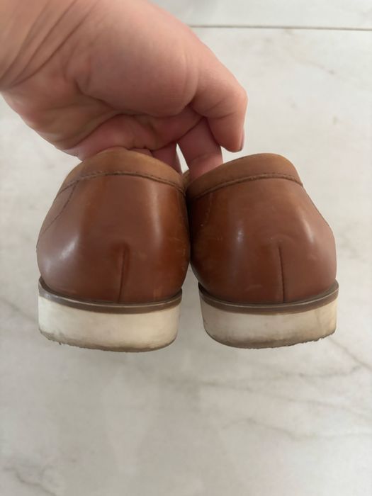 Loafersy Clarks skóra naturalna