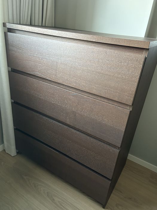 Cómoda MALM com 4 gavetas IKEA