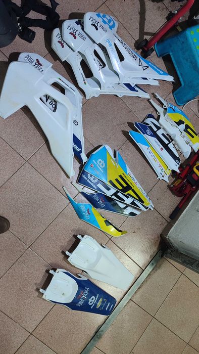 Plasticos Husqvarna fe/fc 350 ou 450 de 2020 a 23