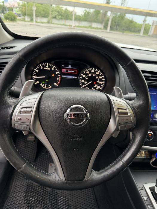 Nissan Altima 2017, 2.5 бензин Автомат