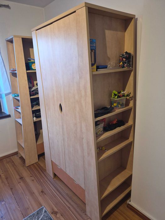 Szafa i regał do pokoju dziecięcego
