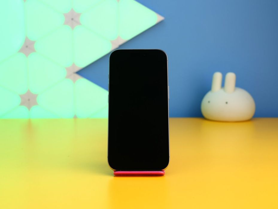 Смартфон Apple iPhone 16 Pro 128GB Natural (183193) Б/У З ГАРАНТІЄЮ