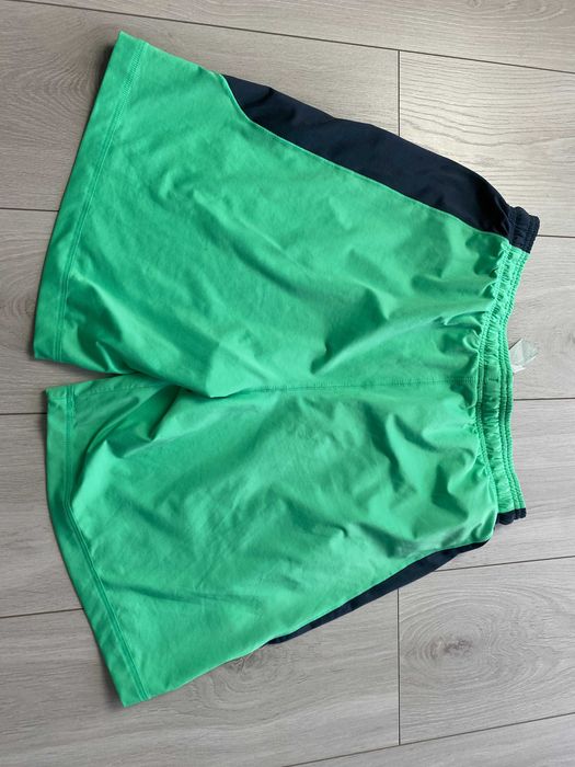 UNDER ARMOUR r.M oryginalne szorty sportowe męskie stan BDB