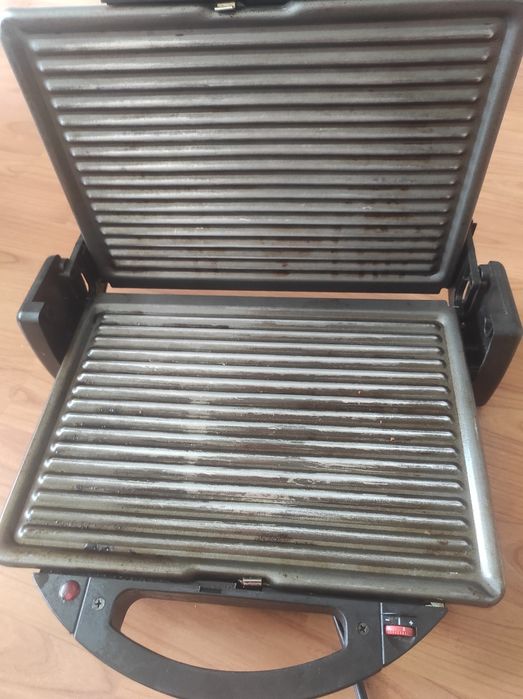 Grill BOSH używany