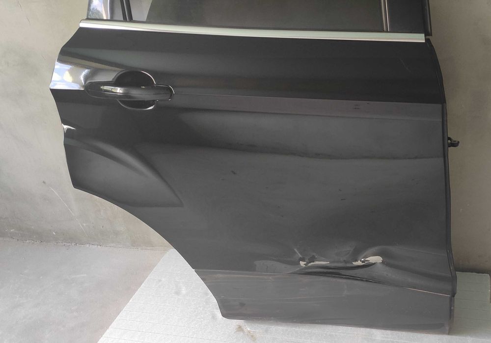 Ford Kuga Escape mk2  дверка задня права