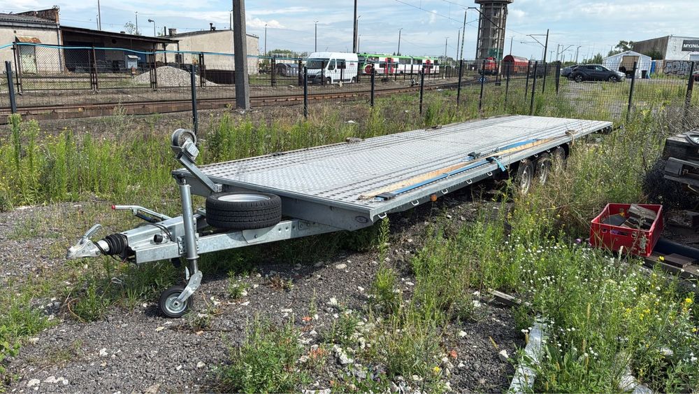 autolaweta, przyczepa laweta 8.5m na dwa samochody auta wynajem
