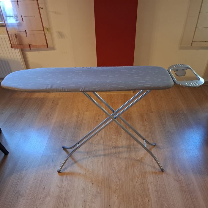 Nowa deska do prasowania.