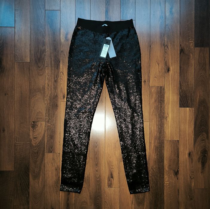 Leginsy cekinowe impreza błyszczące efekt WOW festiwal