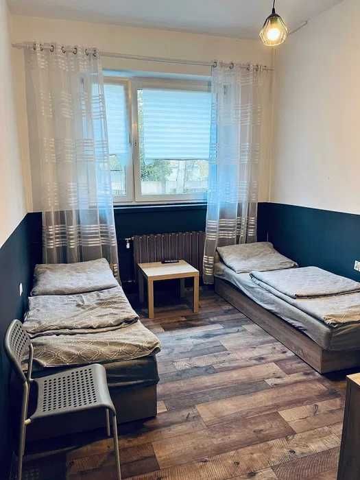 Койко-место Киев метро Святошин хостел капсула 100 грн сутки 1400 мес