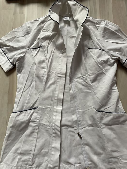 Джинсы “Bershka”, “Boss”