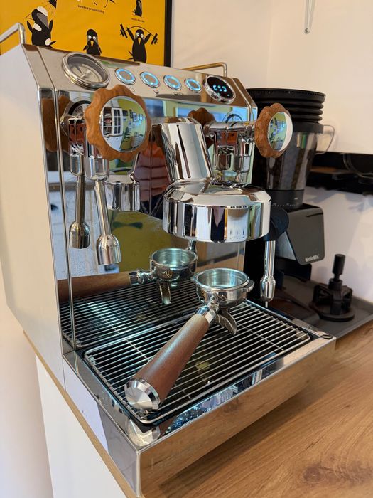 Profesjonalny ekspres kawowy CECOTEC Baristeo Classic - stan BDB