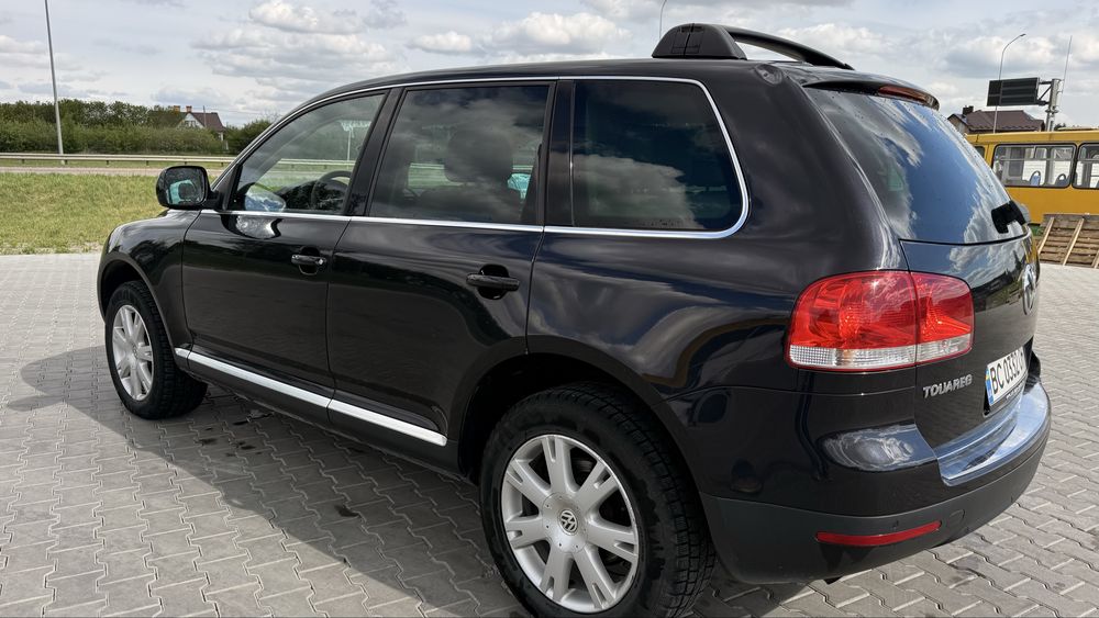 Volkswagen Touareg 2005 І покоління • 2.5 TDI AT (174 к.с.) 4Motion • Base