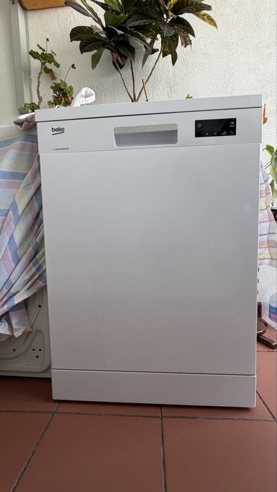 Maquina Loiça BEKO