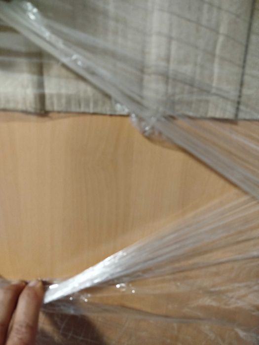 Mesa em madeira multifunções