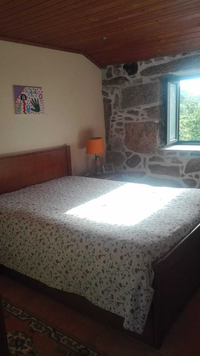 Arrendamento de casa de aldeia em Cinfães