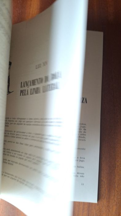 Leis do jogo guia universal para árbitros 1979 fpf