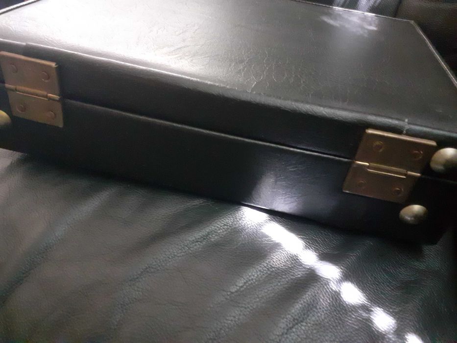 Damska skórzana czarna Aktówka Damska Elegancka z zamkiem szyfrowym