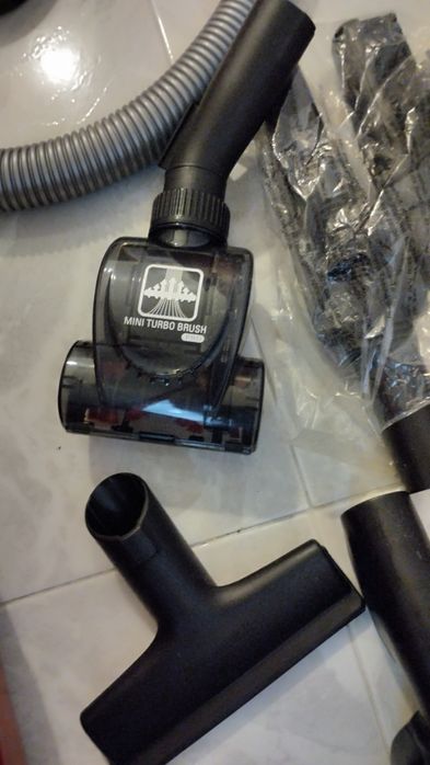 Aspirador Rowenta de saco