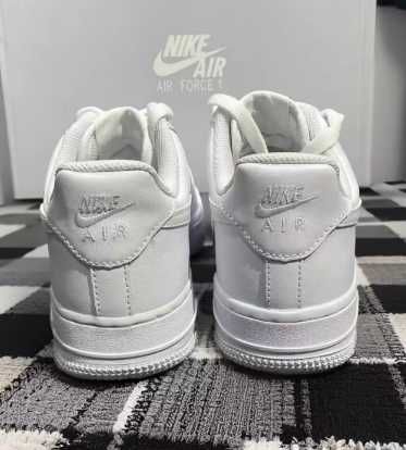Nike AF1 07 Classic Białe trampki R.44