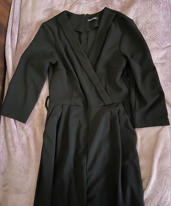 Чорний комбінезон