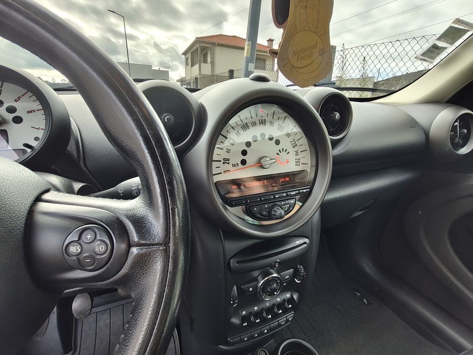 Mini Countryman One D