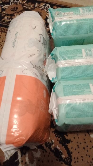 Продам Памперсы .