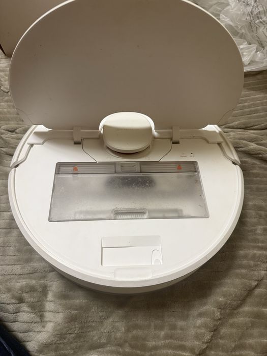 dreame Robot Vacuum D9