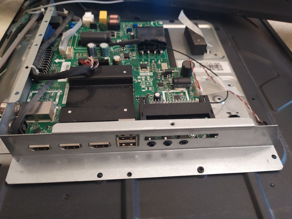 Smart TV Silver ip-le32/410004 para peças