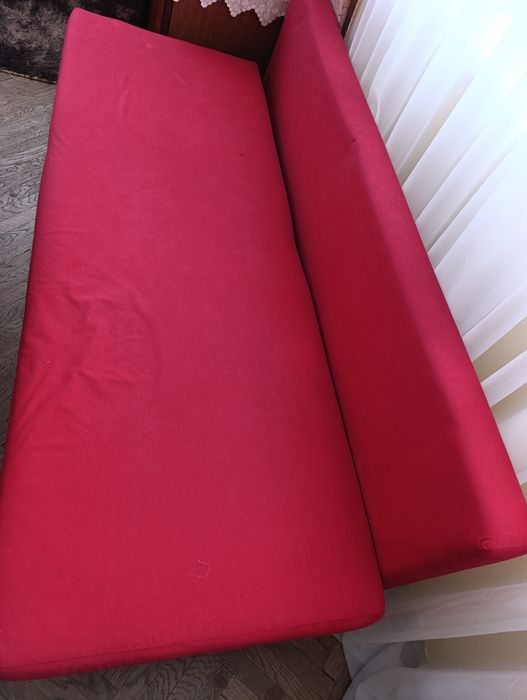 Мякенький розкладний диван