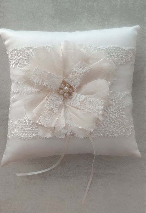 Подушка для колец в идеальном состоянии