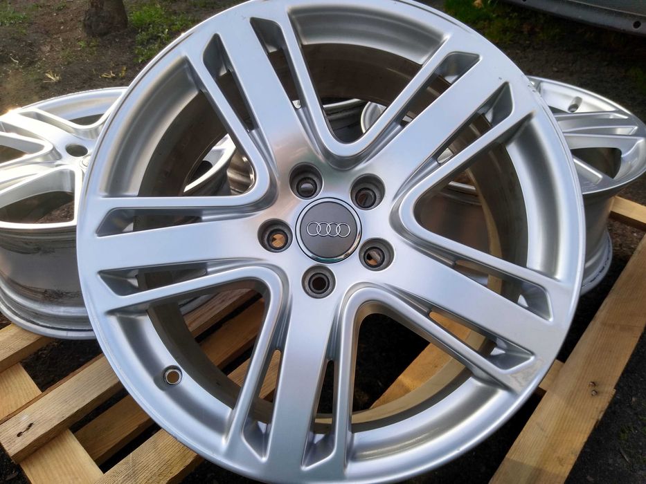 Alufelgi 18 cali 5x112 Audi A3 8V VW Seat Skoda Golf Leon Passat inne