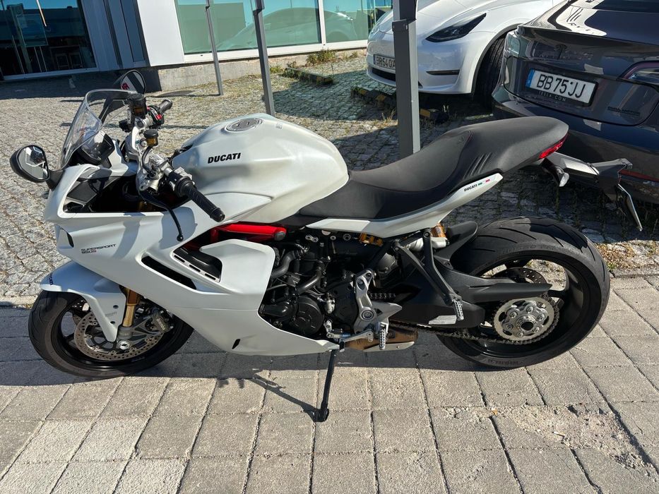 Ducati Supersport 950