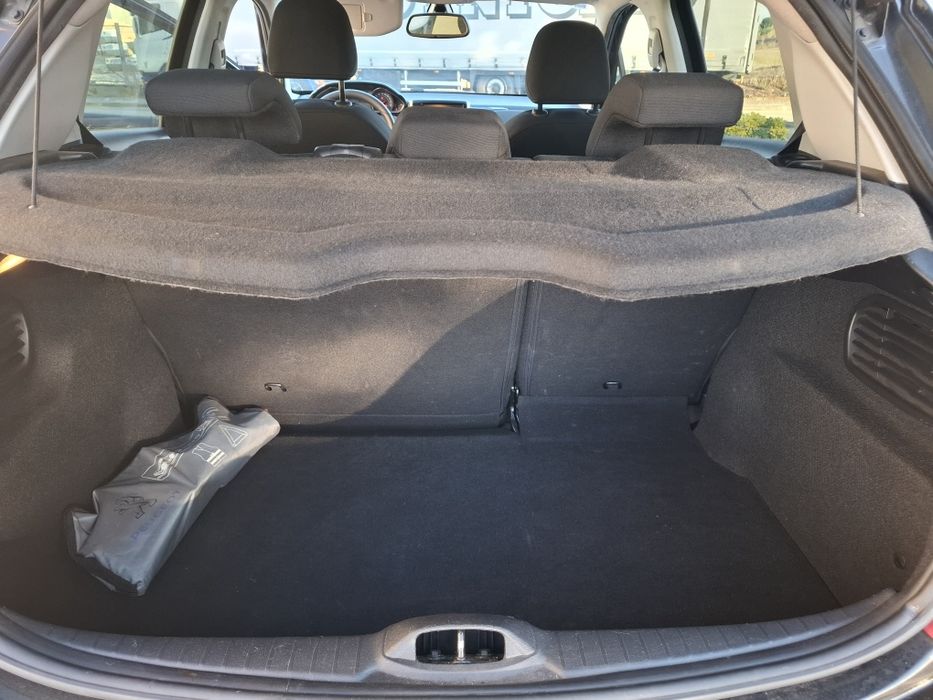 Peugeot 208 1.4 hdi