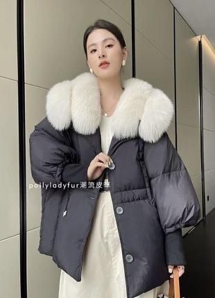 Розкішний пуховик з натуральним хутром песця куртка