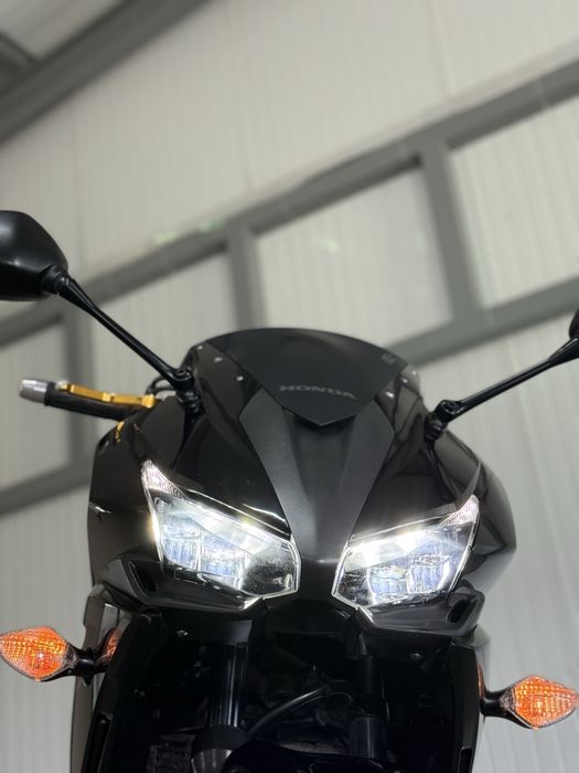 Honda CBR400R ABS 2016 рік Тільки з Японії Без пробігу по Укр