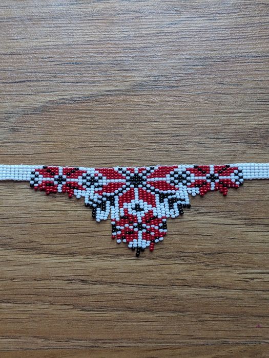 Чокер-ґердан з українськими мотивами