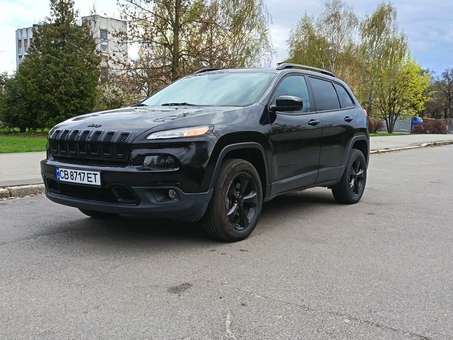 Продам Jeep Cherokee