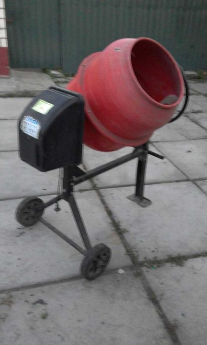 Продам Бетономішалку