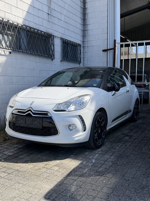 Material Citroen DS3 2012 (Completo 1.500€)