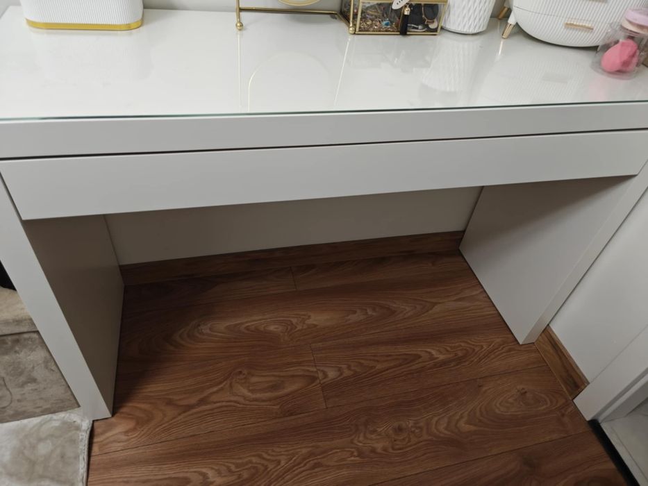 Toaletka Ikea Szklany blat Szuflada Toaletka MALM