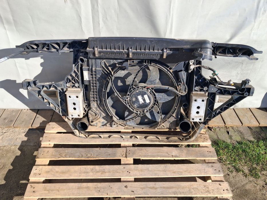 Pas przedni/belka bmw x3 e83 lift 2.0d.