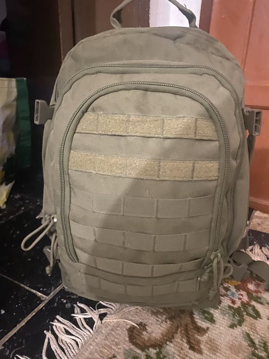 Malas taticas e coletes