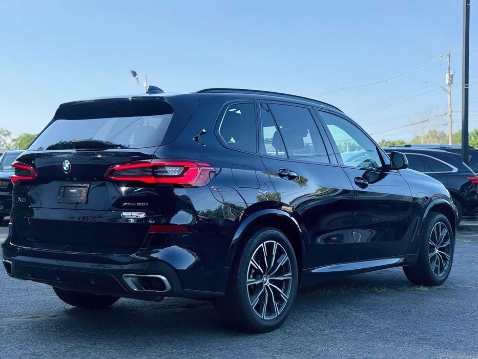 BMW X5 xDrive50i      2019
