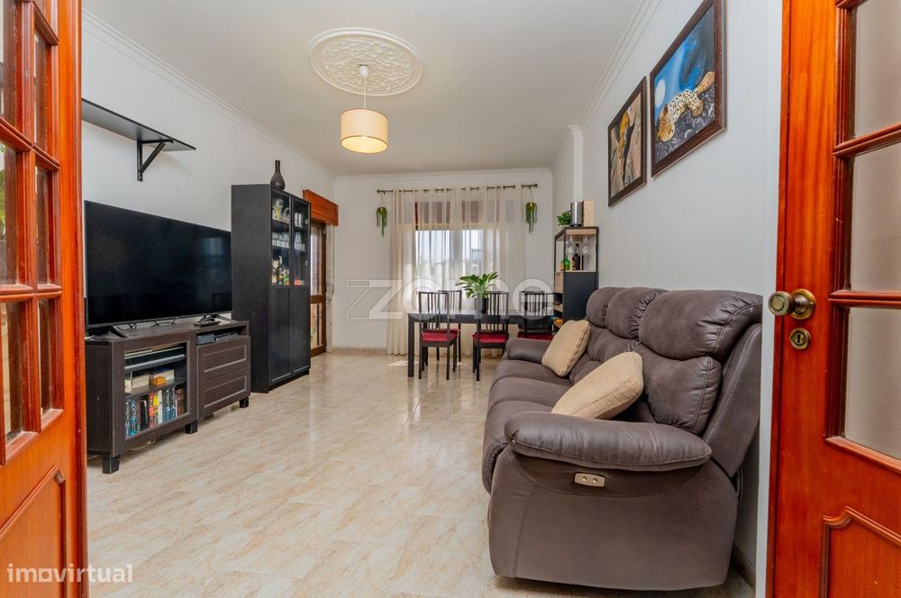Apartamento T3 na Torre da Marinha, Seixal