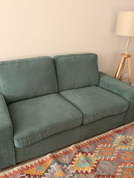 Sofa Kivik 2 lugares